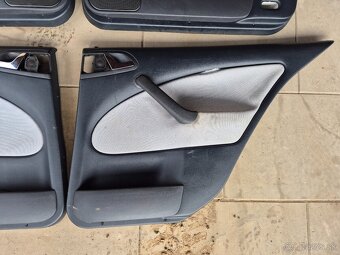 Predám tapacire dverí Škoda Octavia I 1 RS sedan - 7