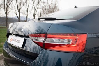 Škoda Superb 2.0 TDI DSG Style / V ZÁRUKE / - 7