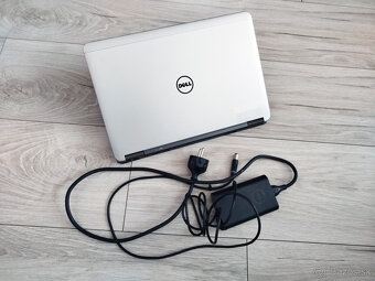 notebook Dell E7240 - 12.5", Core i5-4300u, 8GB, SSD, Win10 - 7