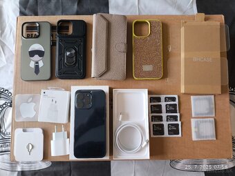 Apple iPhone 15 pro max 1TB tmavomodrý titán - 7