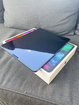 iPad Pro 12,9″ (4. gen.) · A12Z Bionic · 256 GB · Wi-Fi - 7