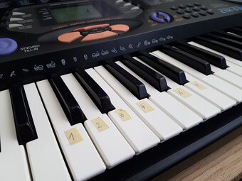 Predám keyboard CASIO CTK-531 - 7