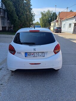 Peugeot 208 vo vybave Style - 7