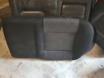 Predám zachovalé sedačky golf 4 - 7