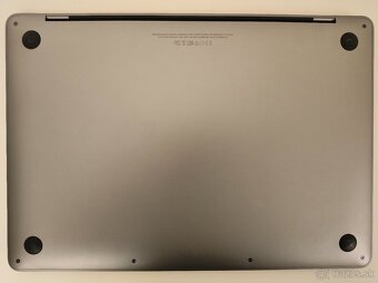 MacBook Pro 2017 | i5 • 8GB • 128GB SSD - 7