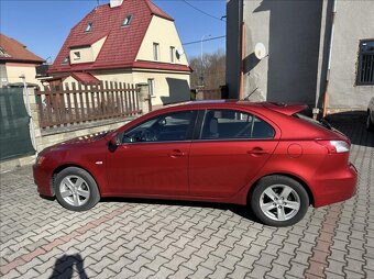 Prodám Mitsubishi Lancer 1.8 105kW 2009 119755km - 7