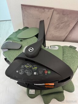 Autosedačka Cybex Cloud T i-Size Plus Platinum Green - 7