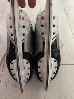 BAUER HYPERLITE 2 VEĽKOSŤ 7,5 fit2 - 7