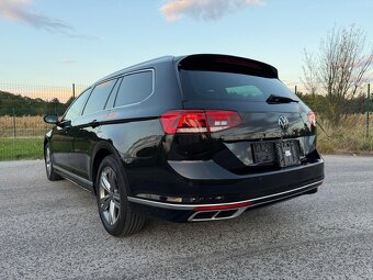 Volkswagen Passat B8.5 R-Line
 - 7