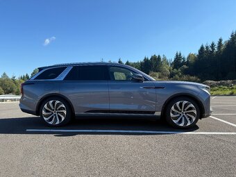 Elektrické SUV 4x4 - Hongqi E-HS9 – Flagship Long Range - 7