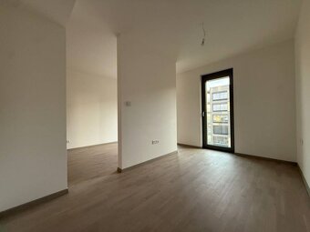 PREDAJ - Nový 1,5 izbový BYT ( nie apartmán) v Starom Meste, - 7