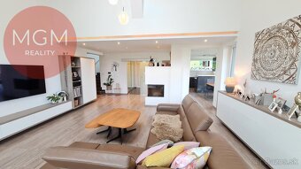 Jedinečné rodinné sídlo v Žiline v prímestskej časti - 7