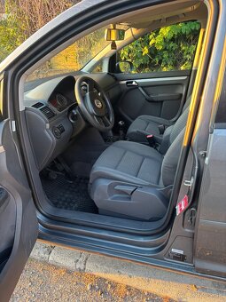 VOLSKWAGEN TOURAN 2.0 TDI - 7