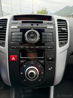 Kia Venga 1.6CVVT AUTOMAT - 7