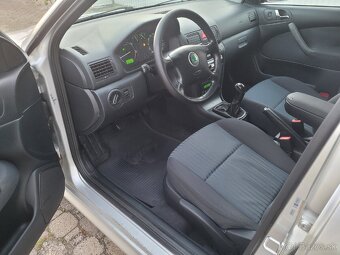 Škoda Octavia Combi 1.9 TDI TOUR - 7