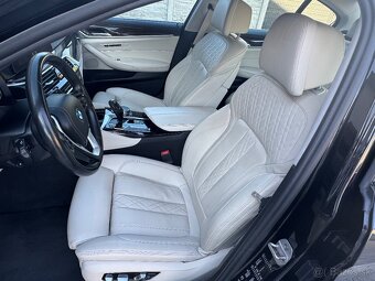 BMW Rad 5 530d xDrive A/T - 7