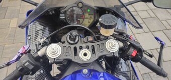 Yamaha R1 2013 Big Bang - 7