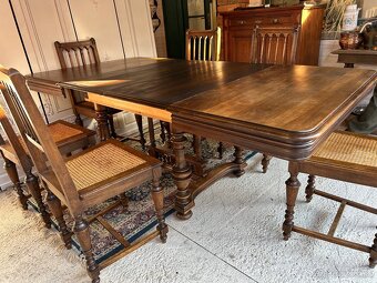 Starožitný celodrevený príborník, stôl 6 stoličiek - 7