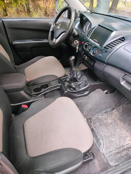 Predám Mitsubishi L200 - 7