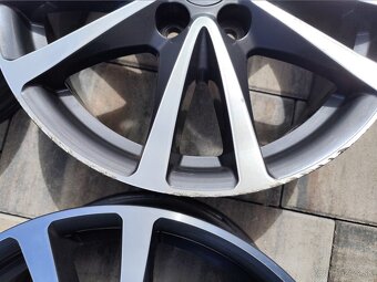 5x114,3 r17 hliníkové disky Toyota a TPMS snimače tlaku - 7