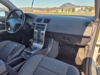 Volvo C30 1.6 Benzín - 7
