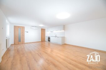 Štýlový 3-izb. mezonet po rekonštrukcii Nové Mesto nad V. - 7