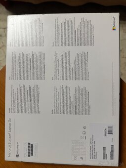 Microsoft Surface Go - 7