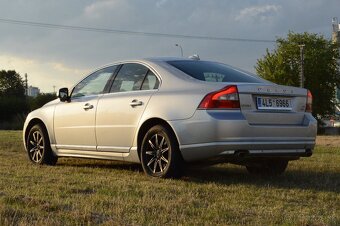 Volvo S80 2010 D5, 151kw, 4x4 - 7