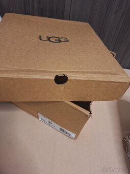 UGG Lowmel - 7