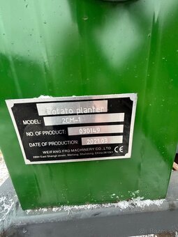 Sadzač na zemiaky s prihnojovanim - 7