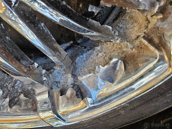 Disky Menzari R20 , chrysler - 7