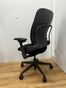 Kancelárska stolička Steelcase Leap V2 (Showroommodel) - 7