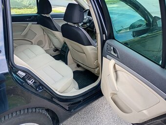 Predám škoda Octavia combi 2 dsg - 7