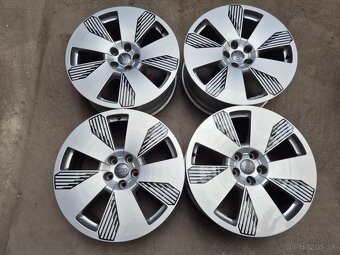 5x112 r19 ET34 x 8J elektróny originál AUDI - 7