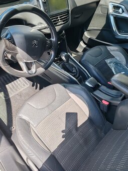 Peugeot 2008 1,6 benzín - 7
