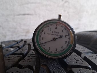 205/55 r16 zimne pneumatiky - 7