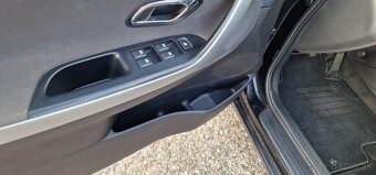KIA Ceed 73kw benzín 2013 6 stupňový manuál - 7