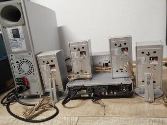 PANASONIC domáce kino 5,1 - 7