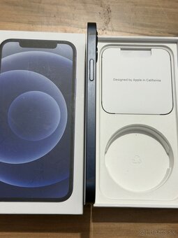 Predám Apple IPhone 12 128GB Black Stav Nového Telefónu - 7