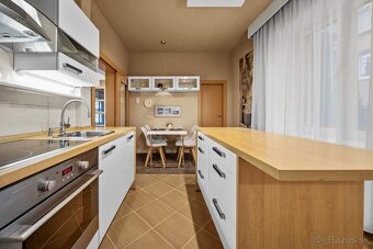 Elegantný 3,5 izbový byt na Révovej ul. na prenájom. - 7