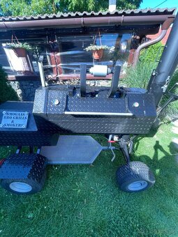 Gril lokomotíva s udiarňou - 7