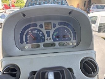 Traktor New Holland T7.270 AC Bleu Power - 7