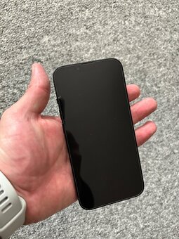 iPhone 13 - 7