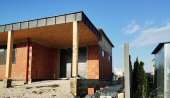 PREDAJ priestranného rodinného domu neďaleko Žiliny - 7