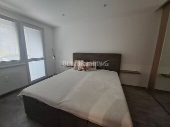 Krásny zariadeny 2izb byt na sidlisku Juh/Šoltesovej ul/ - 7