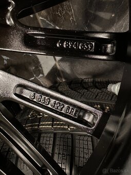 6894839 orig r19 BMW 5er G30 G31 635 Night Gold - 7