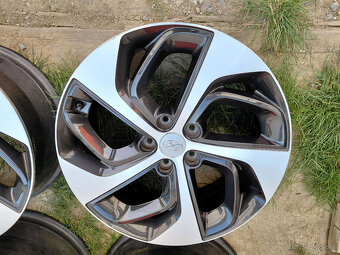 19" Hyundai Tucson - 7