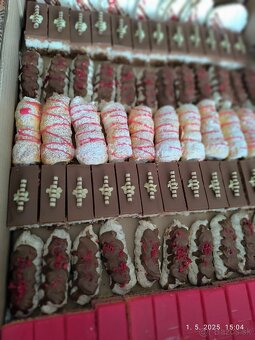 Zákusky,torty,Candy bar - 7