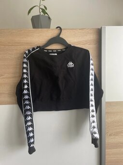 Dámska crop mikina Kappa – veľkosť M, čierna, pásy s logom - 7