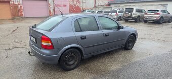 Opel Astra 1,4i - 7